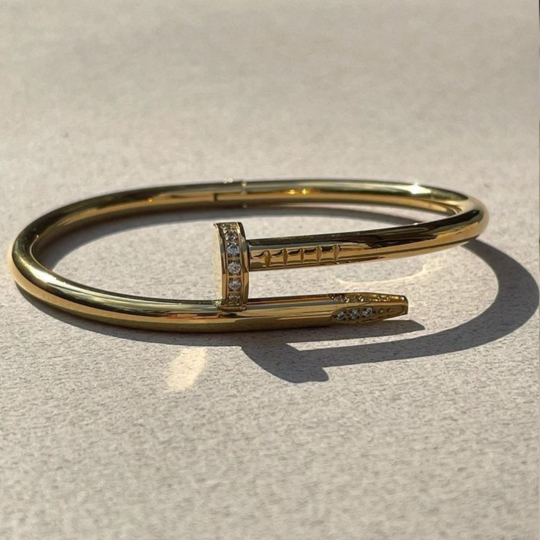 Nail bangle